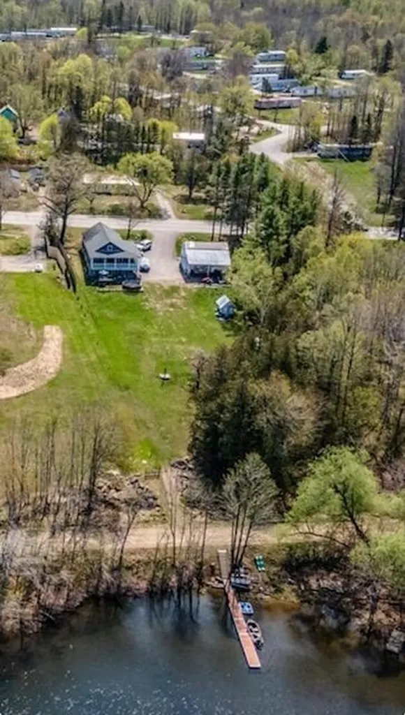 170 Church Street Dexter ME 04930