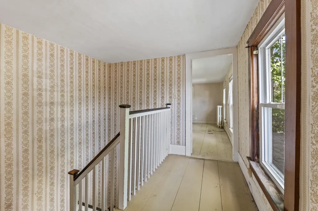 84 Federal Street Wiscasset ME 04578