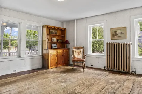 84 Federal Street Wiscasset ME 04578
