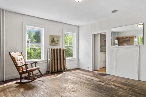 84 Federal Street Wiscasset ME 04578