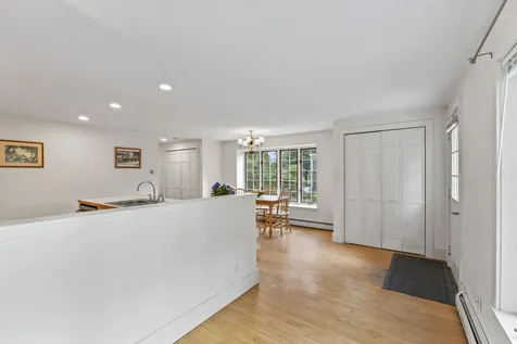 84 Federal Street Wiscasset ME 04578