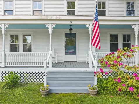 84 Federal Street Wiscasset ME 04578