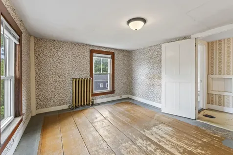 84 Federal Street Wiscasset ME 04578