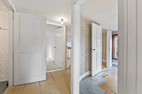 84 Federal Street Wiscasset ME 04578