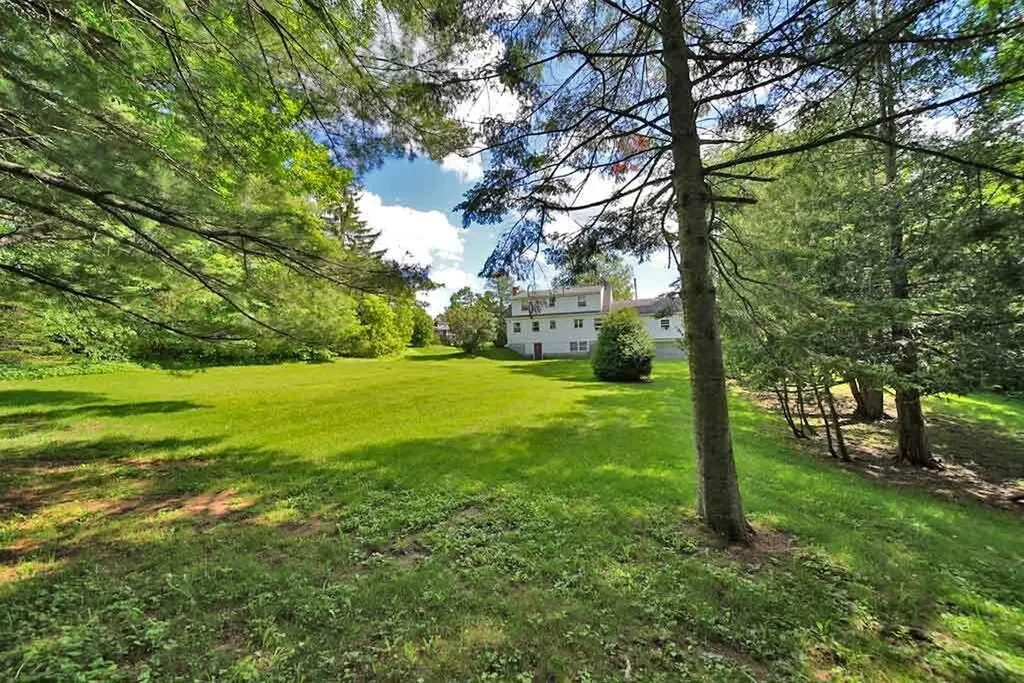 33 Maple Street Houlton ME 04730