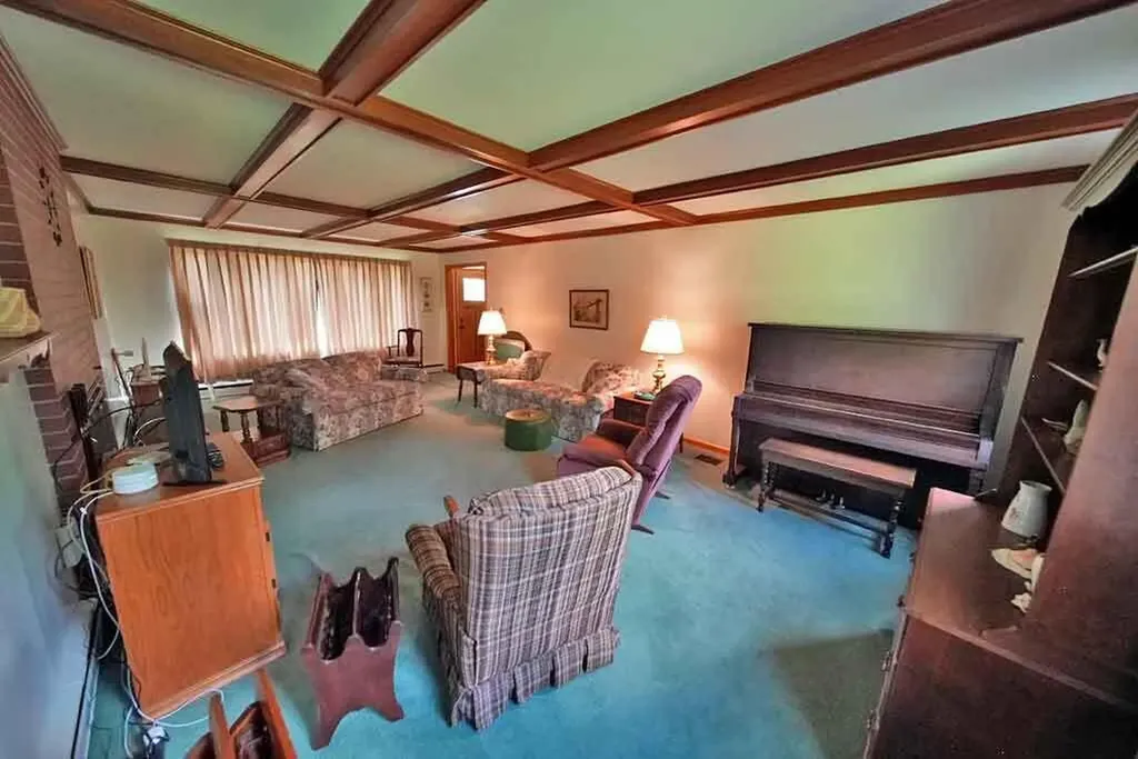 33 Maple Street Houlton ME 04730
