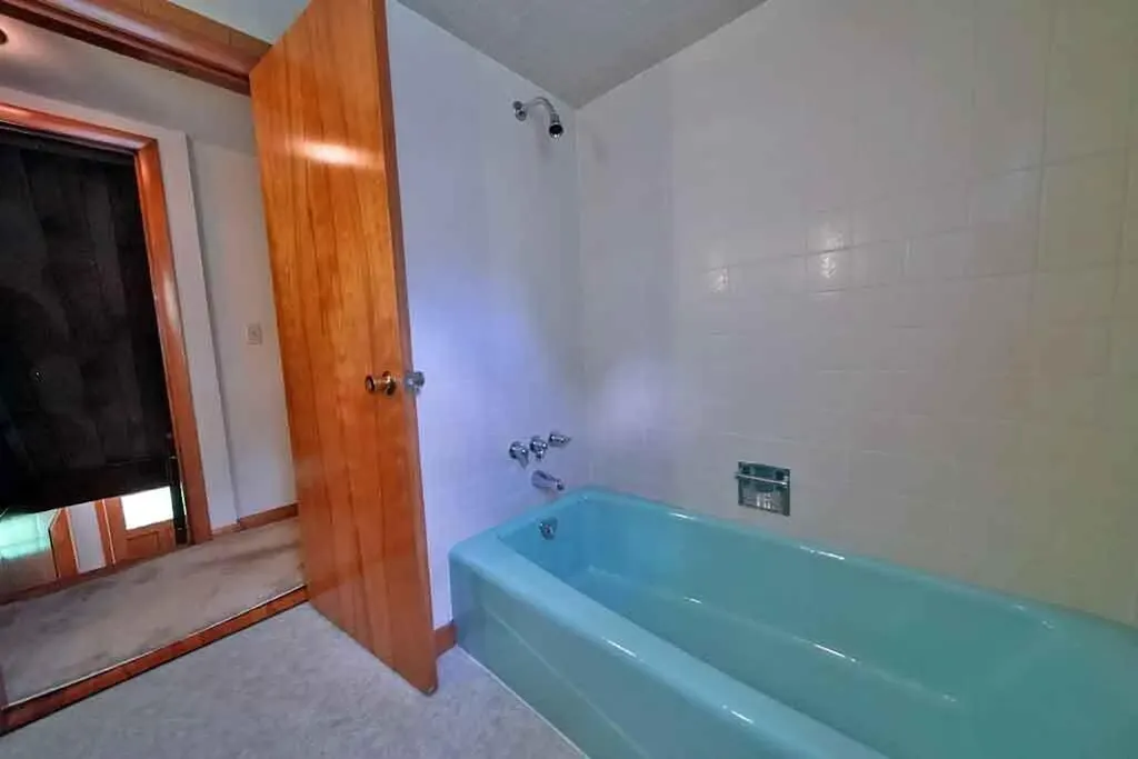 33 Maple Street Houlton ME 04730