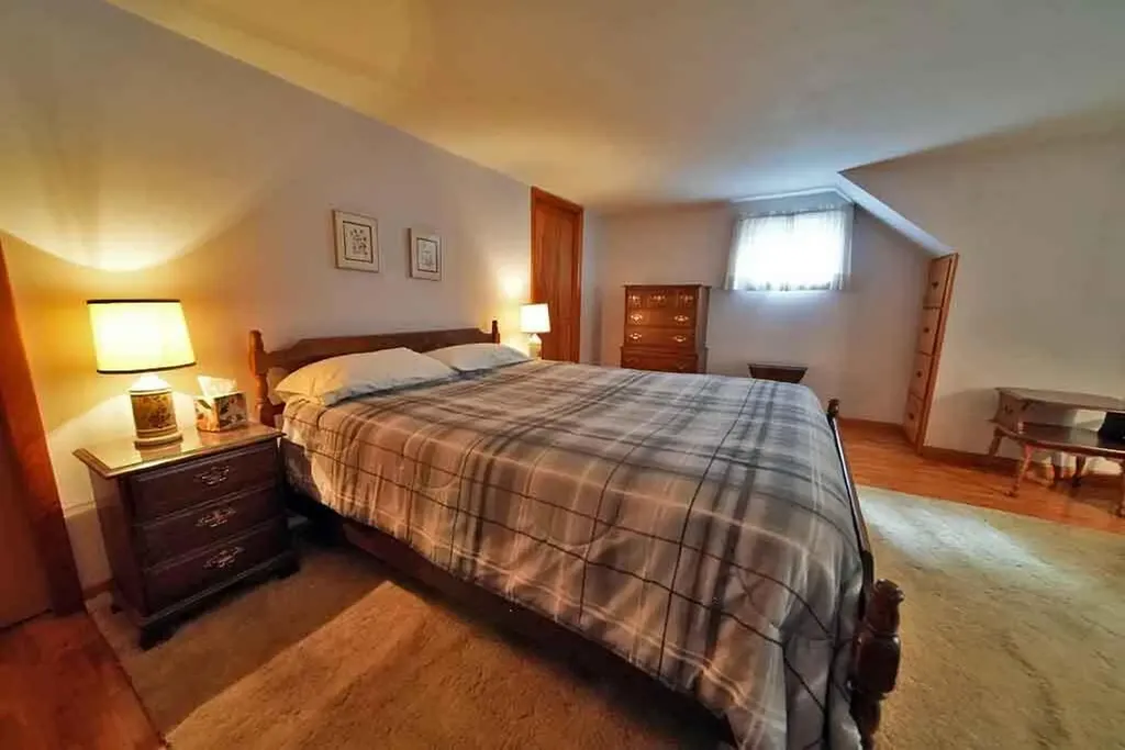 33 Maple Street Houlton ME 04730