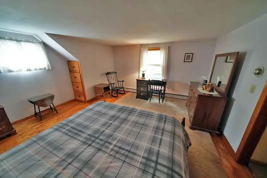 33 Maple Street Houlton ME 04730