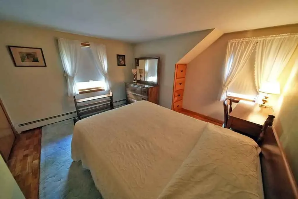 33 Maple Street Houlton ME 04730