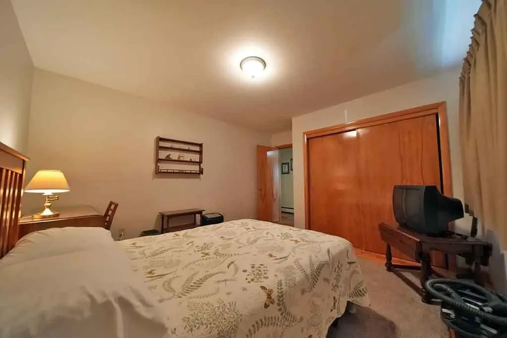 33 Maple Street Houlton ME 04730