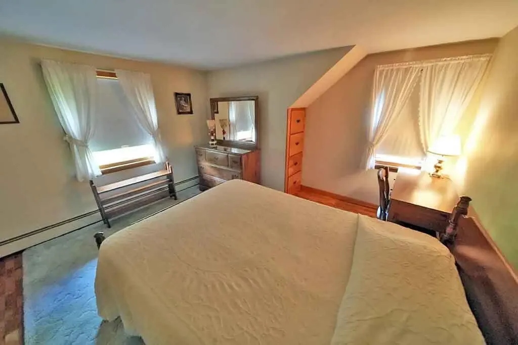 33 Maple Street Houlton ME 04730