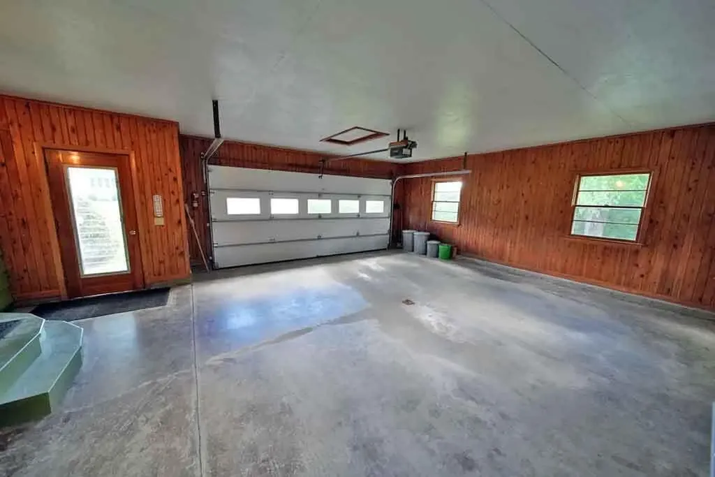 33 Maple Street Houlton ME 04730