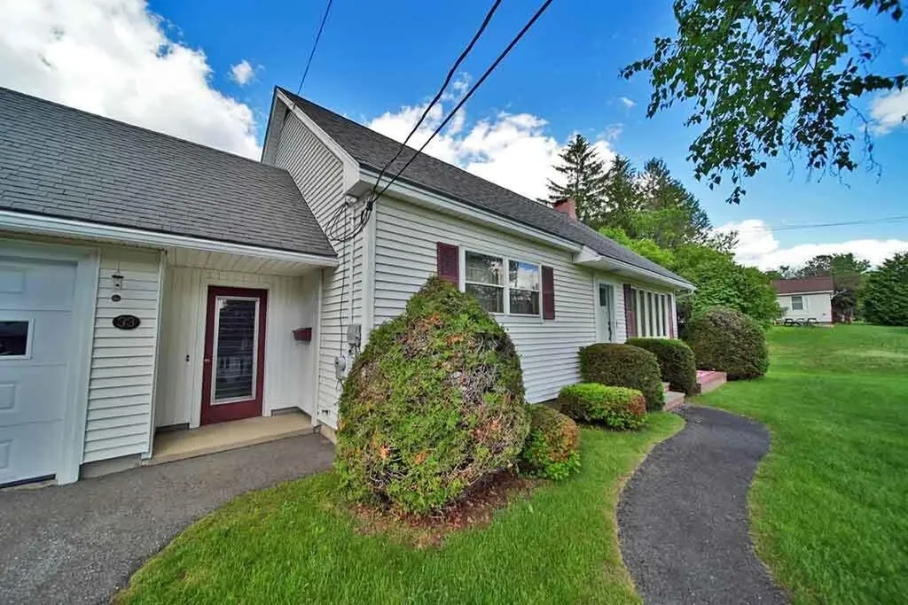 33 Maple Street Houlton ME 04730