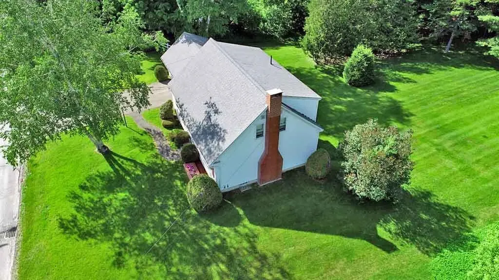 33 Maple Street Houlton ME 04730