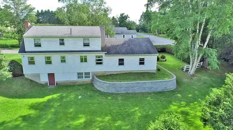 33 Maple Street Houlton ME 04730