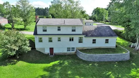 33 Maple Street Houlton ME 04730