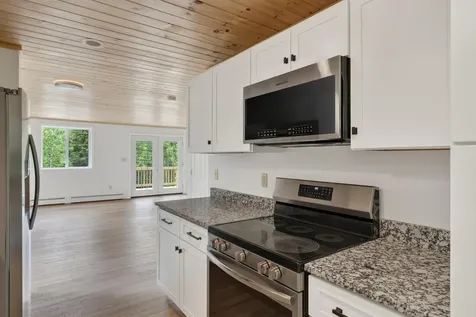 8 Hillside Lane Sweden ME 04040