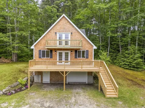 8 Hillside Lane Sweden ME 04040