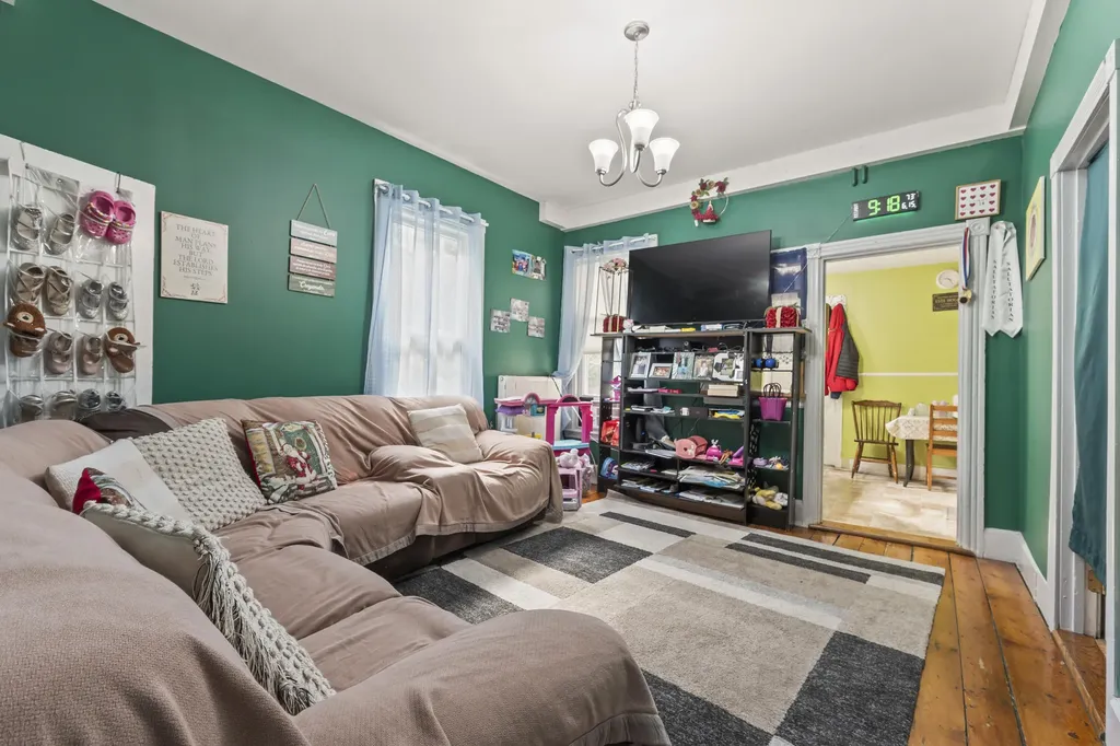 146 Sherman Street Portland ME 04101