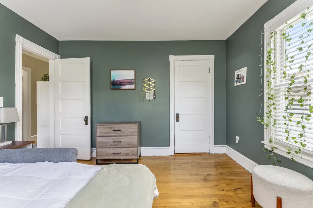 32 Arcadia Street Portland ME 04103