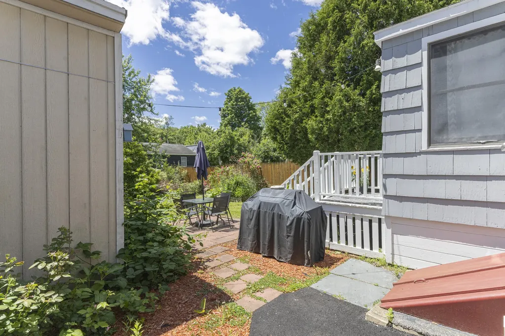 32 Arcadia Street Portland ME 04103