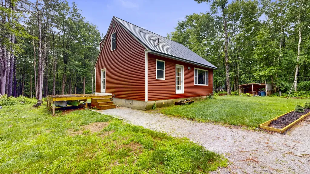 57 Innes Ridge Road Wayne ME 04284