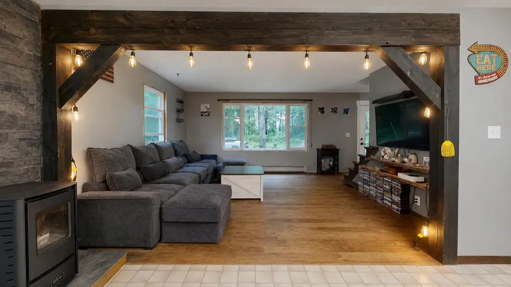 57 Innes Ridge Road Wayne ME 04284