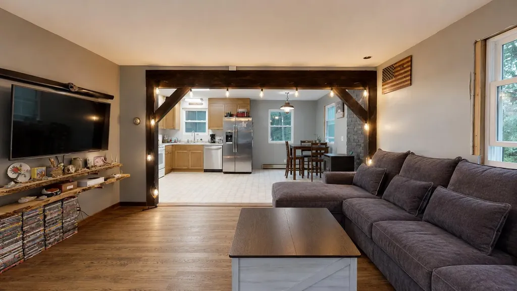 57 Innes Ridge Road Wayne ME 04284