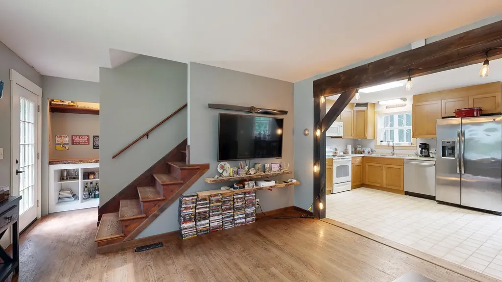 57 Innes Ridge Road Wayne ME 04284
