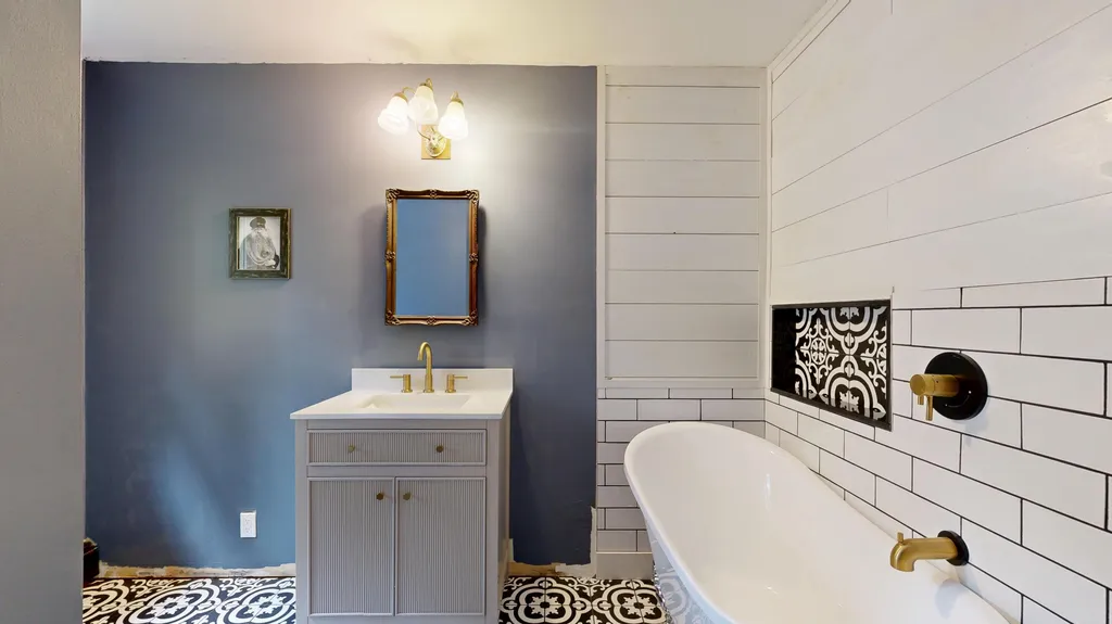 57 Innes Ridge Road Wayne ME 04284