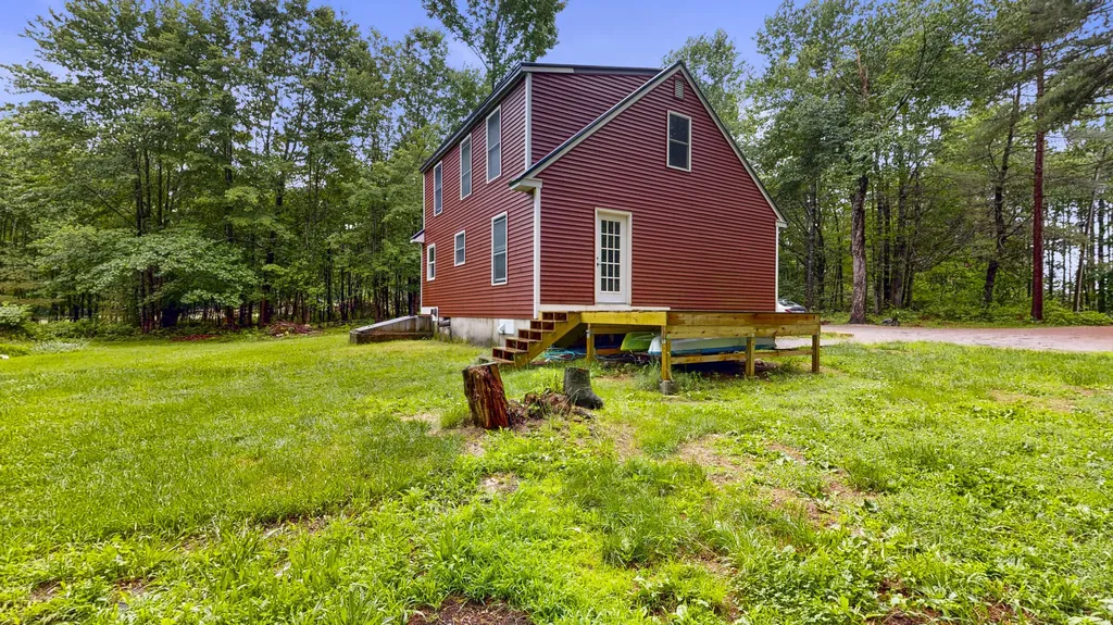 57 Innes Ridge Road Wayne ME 04284