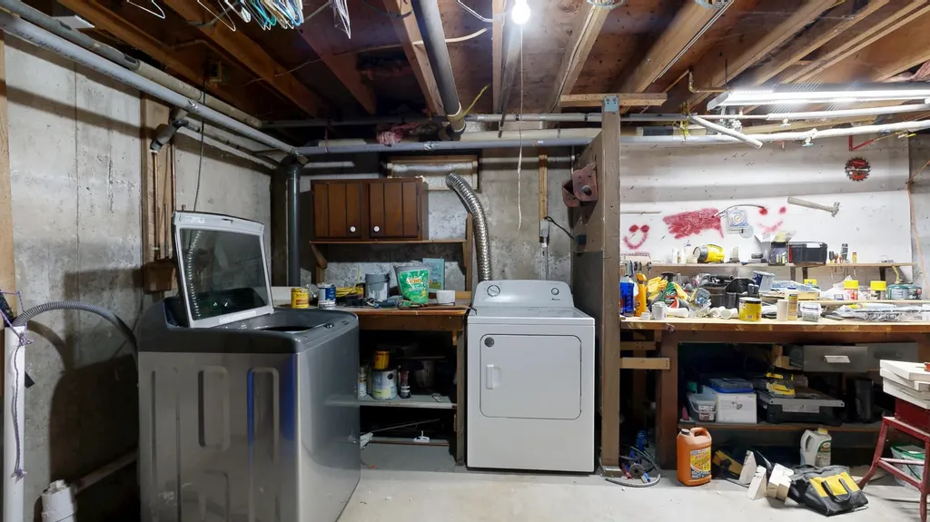 57 Innes Ridge Road Wayne ME 04284