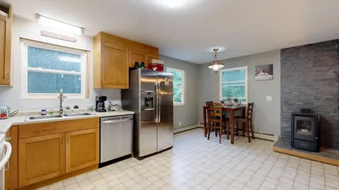 57 Innes Ridge Road Wayne ME 04284