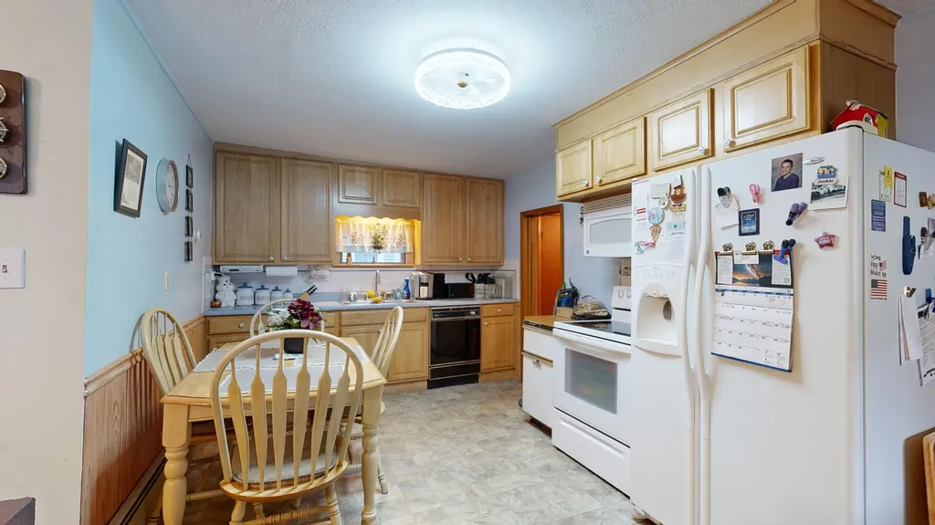 103 Winter Street Lewiston ME 04240
