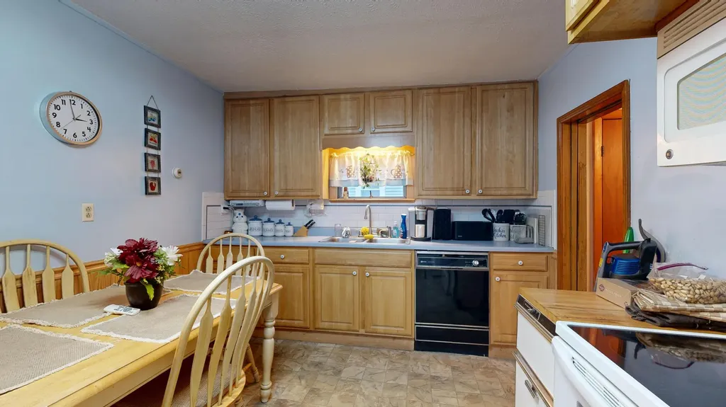 103 Winter Street Lewiston ME 04240