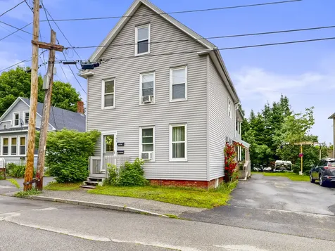 103 Winter Street Lewiston ME 04240