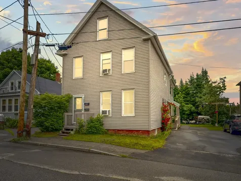 103 Winter Street Lewiston ME 04240