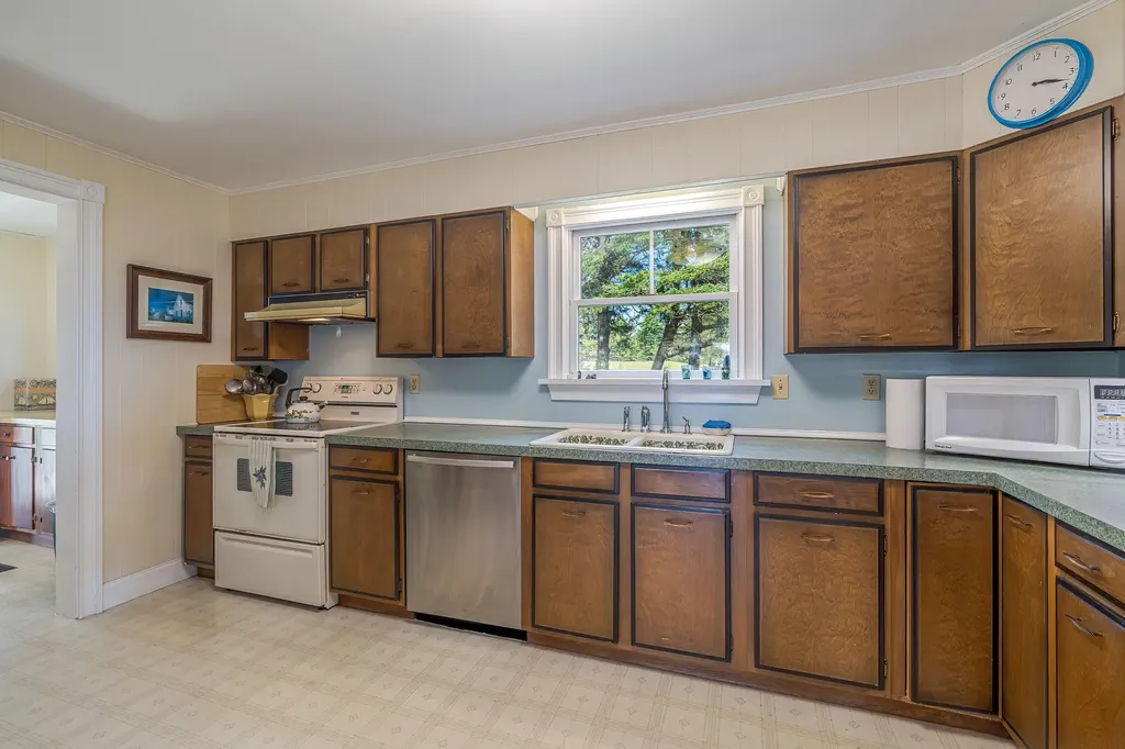 20 Rand Lane Winter Harbor ME 04693