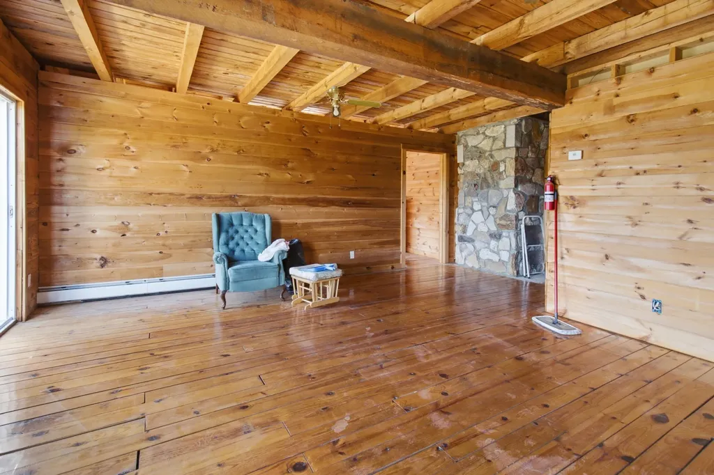 157 Durgin Road Paris ME 04281