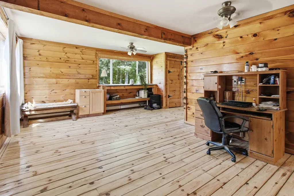 157 Durgin Road Paris ME 04281