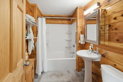 157 Durgin Road Paris ME 04281