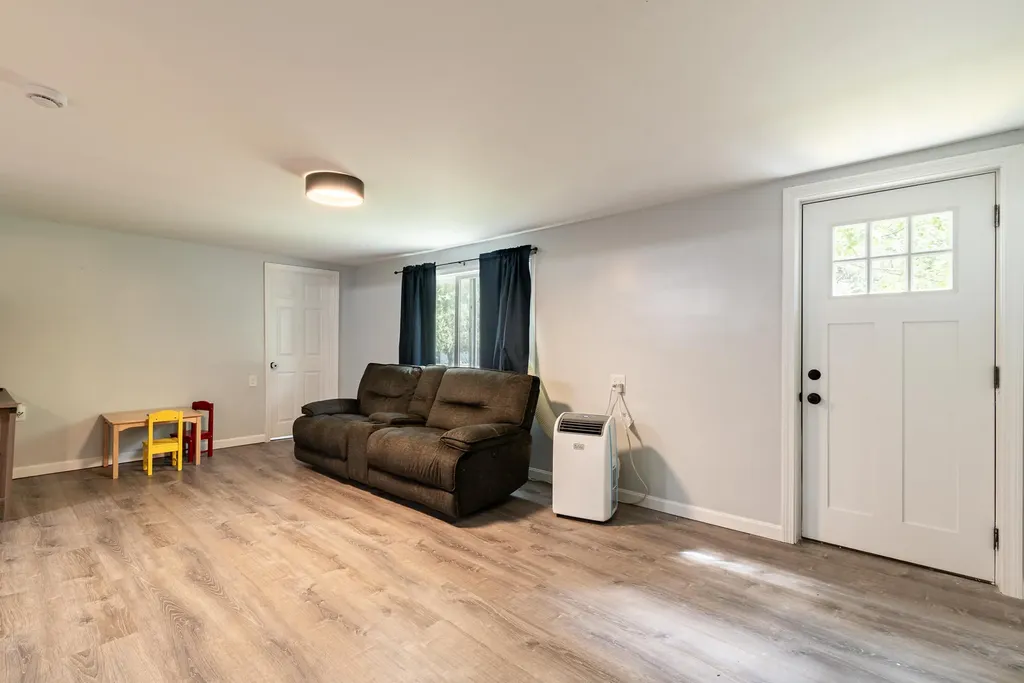 40 Hutchinson Street Sanford ME 04073
