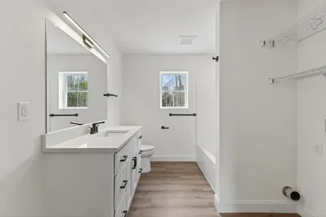 14 Mcgrath Pond Loop Road Belgrade ME 04917