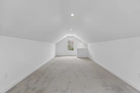 14 Mcgrath Pond Loop Road Belgrade ME 04917