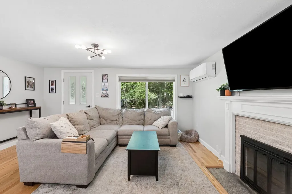 8 Larrabee Farm Road Scarborough ME 04074