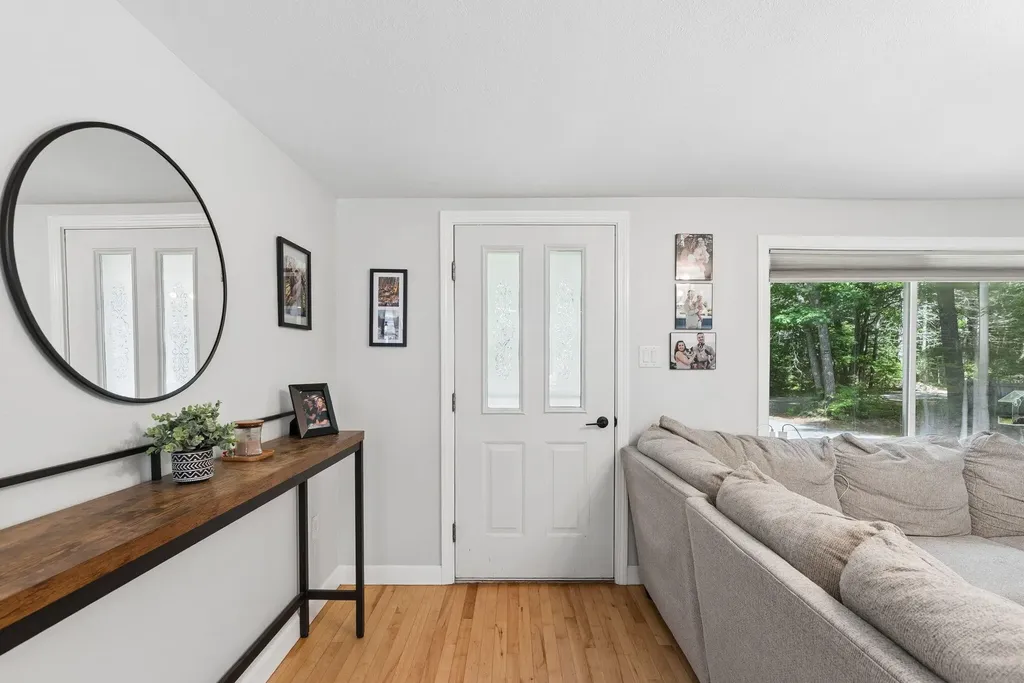 8 Larrabee Farm Road Scarborough ME 04074
