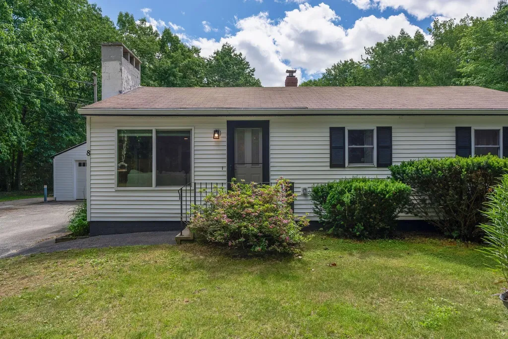 8 Larrabee Farm Road Scarborough ME 04074