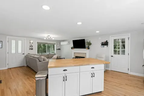 8 Larrabee Farm Road Scarborough ME 04074