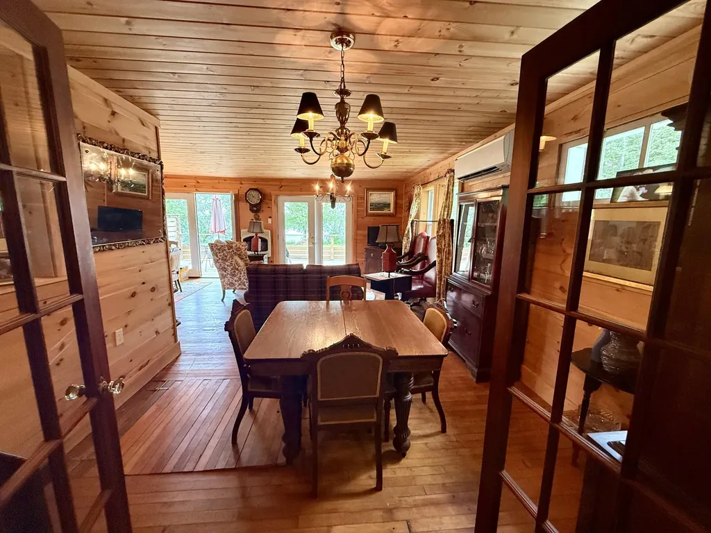 3 Trafton Lane Lakeville ME 04487